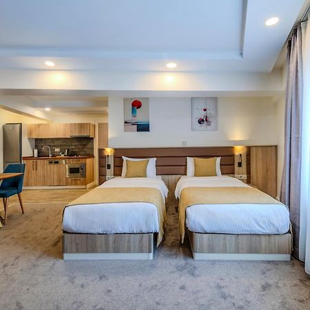 Roys Hotel & Suites Istanbul Exterior photo